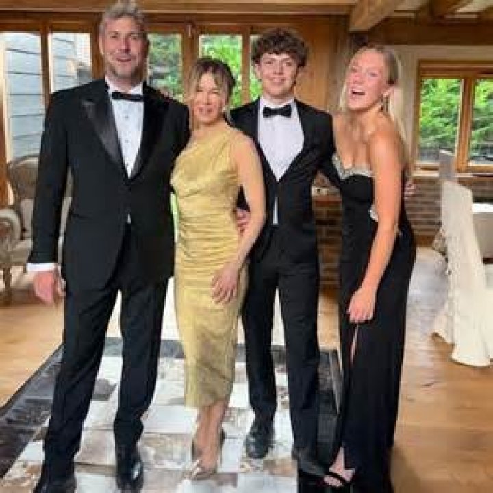 Jill Belland Biography, Age, Height, Husband, Net Worth, Family