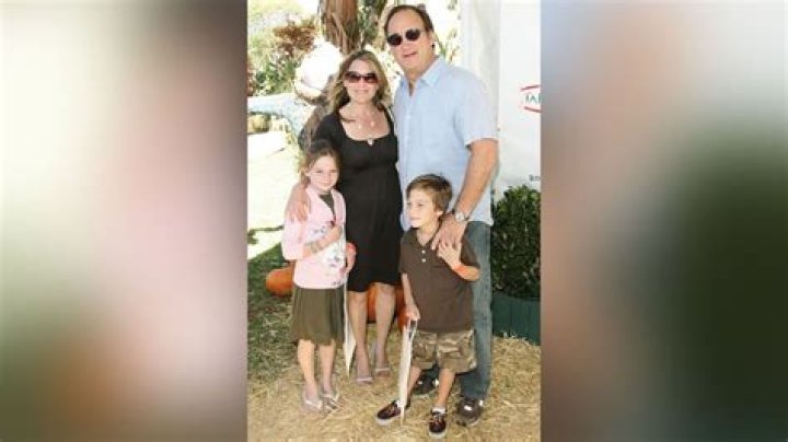Jim Belushi Biography, Age, Height, Wife, Net Worth, Family