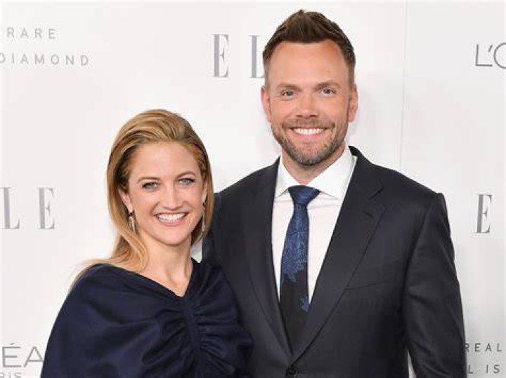 Joe McHale Biography, Age, Height, Wife, Net Worth, Family