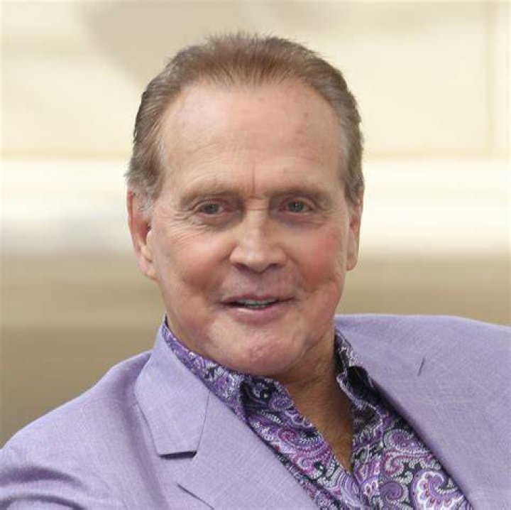 John Bertrand Biography, Age, Height, Wife, Net Worth, Family