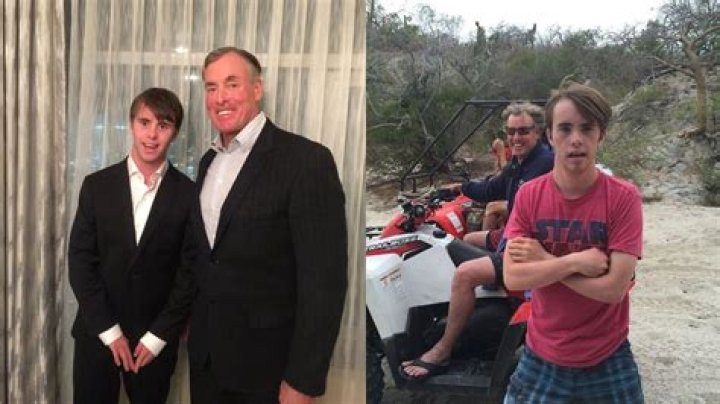 John McGinley Biography, Age, Height, Wife, Net Worth, Family