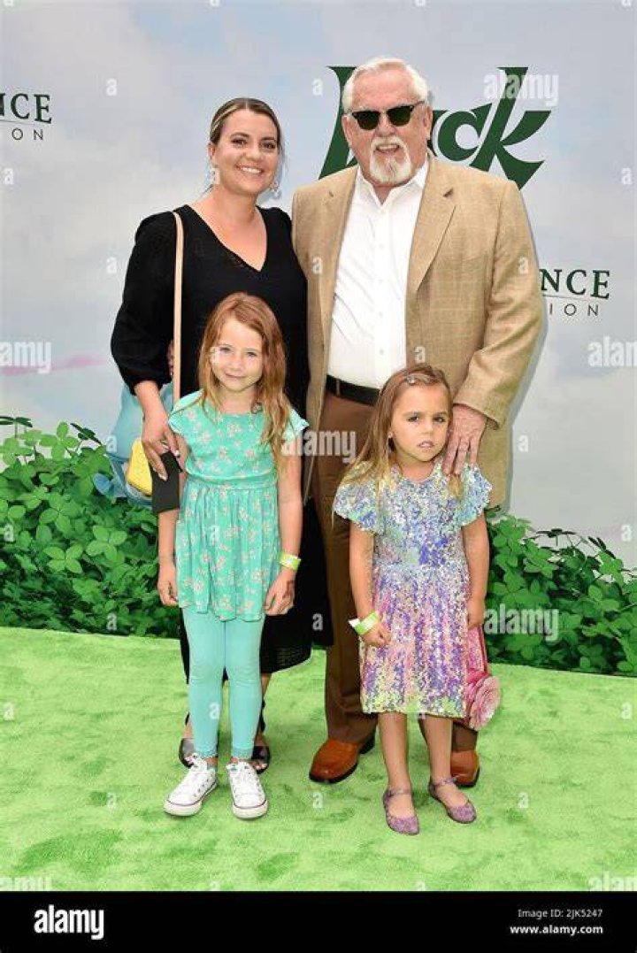 John Ratzenberger Biography, Age, Height, Wife, Net Worth, Family