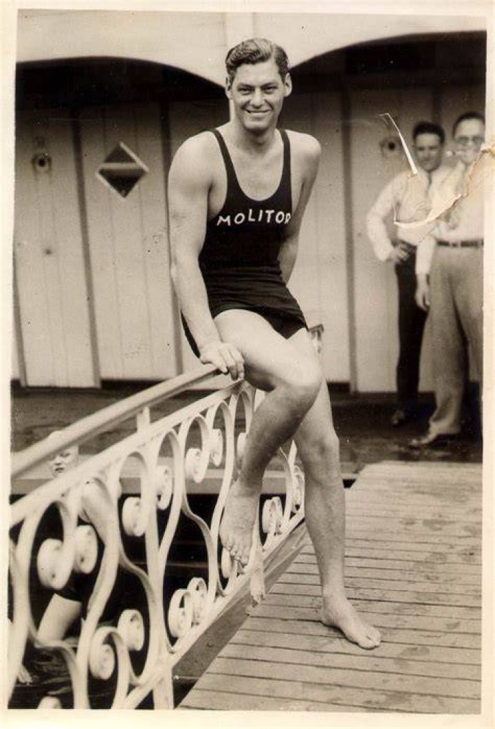 Johnny Weissmuller Biography, Age, Height, Wife, Net Worth, Family