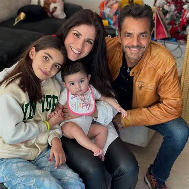 José Ron biografía, edad, altura, esposo, net worth, familia