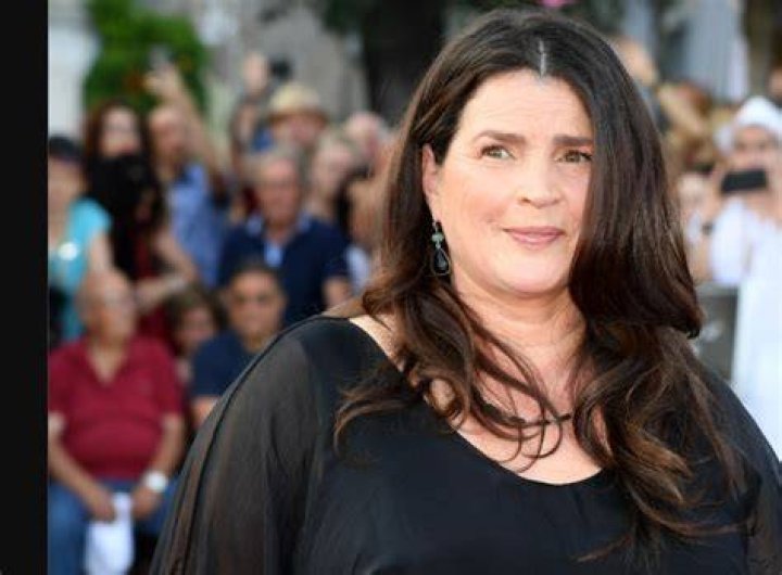 Julia Ormond Biography, Age, Height, Husband, Net Worth, Family