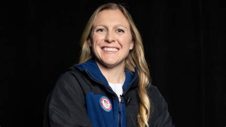 Kendall Coyne Schofield Biography, Age, Height, Husband, Net Worth, Family