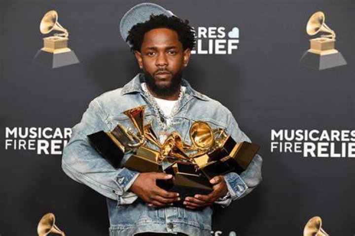 Kendrick Lamar Biography, Age, Height, Wife, Net Worth, Family