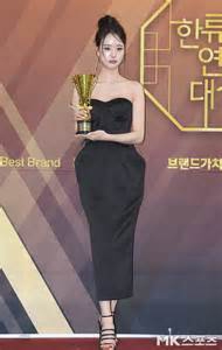 Kim Heesun Biography, Age, Height, Husband, Net Worth, Family