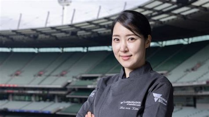 Kim Jung-eun Biography, Age, Height, Husband, Net Worth, Family