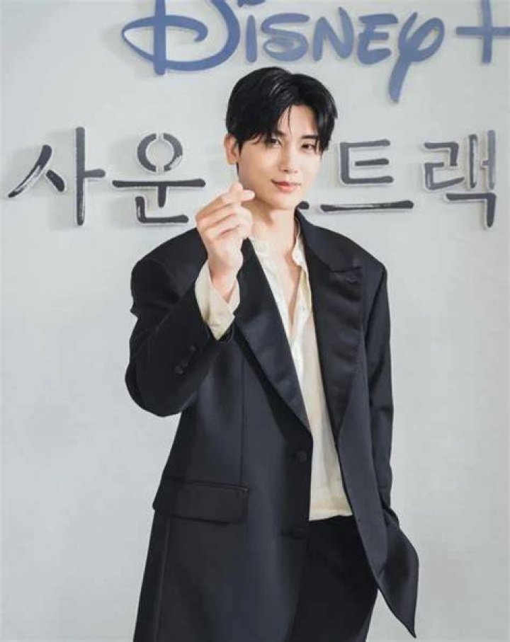 Kim Won-sik Biography, Age, Height, Wife, Net Worth, Family