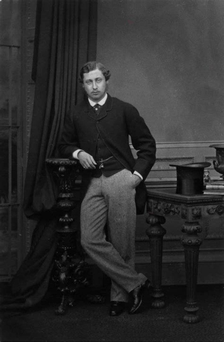 King Edward VII Biography, Age, Height, Wife, Net Worth, Family