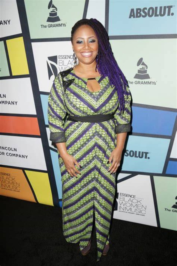 Lalah Hathaway Biography, Age, Height, Husband, Net Worth, Family