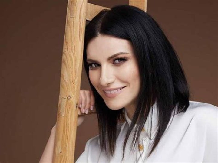 Laura Pausini biografía, edad, altura, esposa, net worth, familia