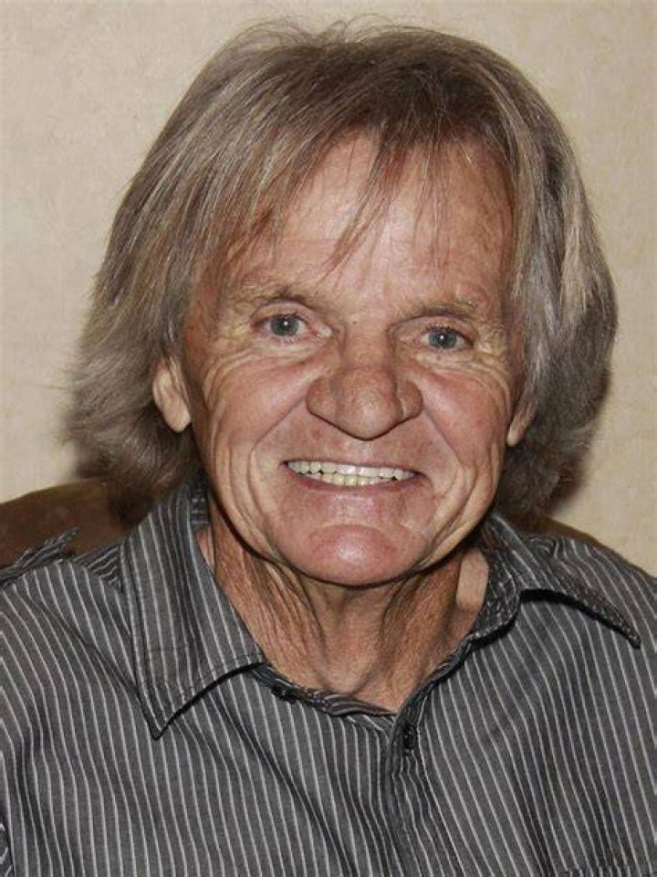 Lee Aaker biografía, edad, altura, esposo, net worth, familia