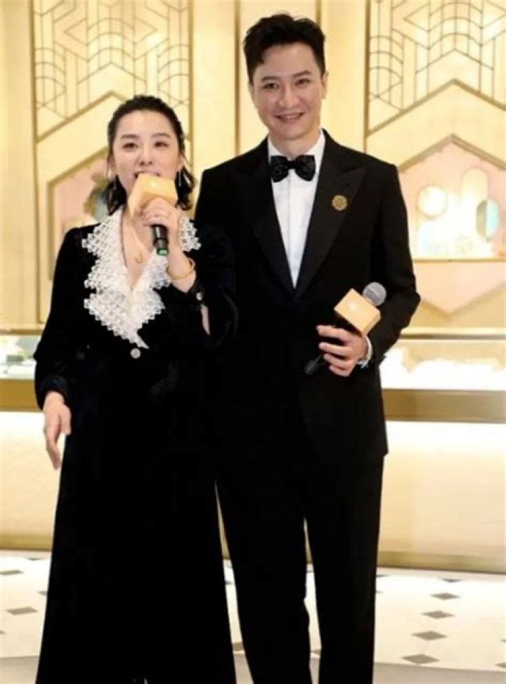 Liu Xuan Biography, Age, Height, Husband, Net Worth, Family