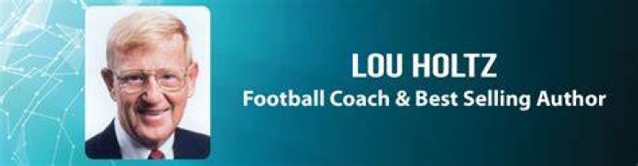 Lou Holtz Biography, Age, Height, Wife, Net Worth, Family