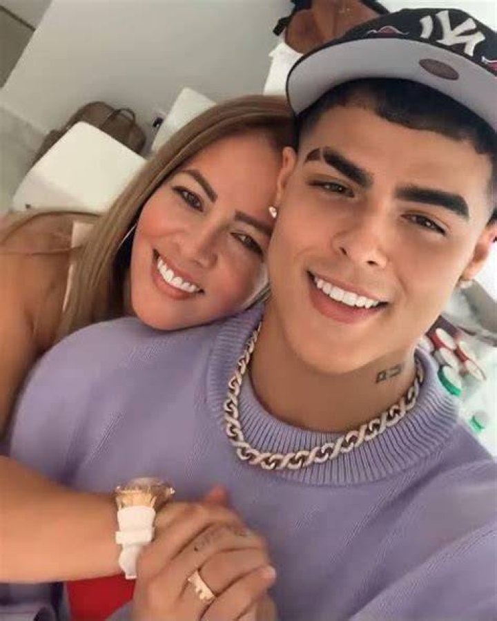 Lunay Biography, Age, Height, Wife, Net Worth, Family