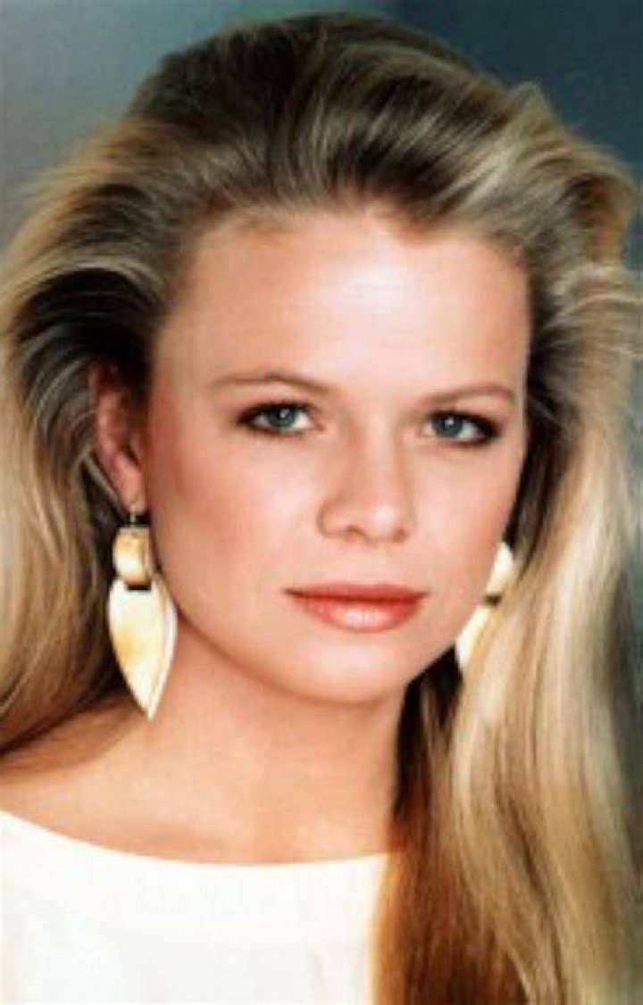 Marcy Walker biografía, edad, altura, esposa, net worth, familia