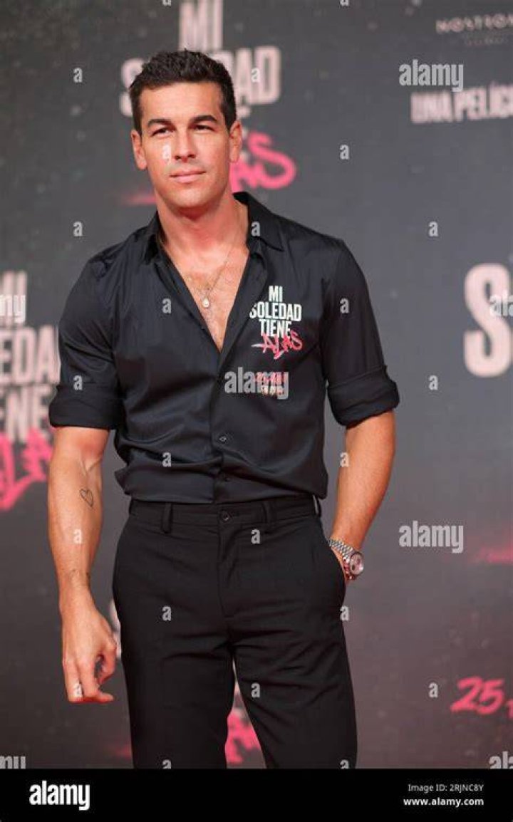 Mario Casas biografía, edad, altura, esposo, net worth, familia