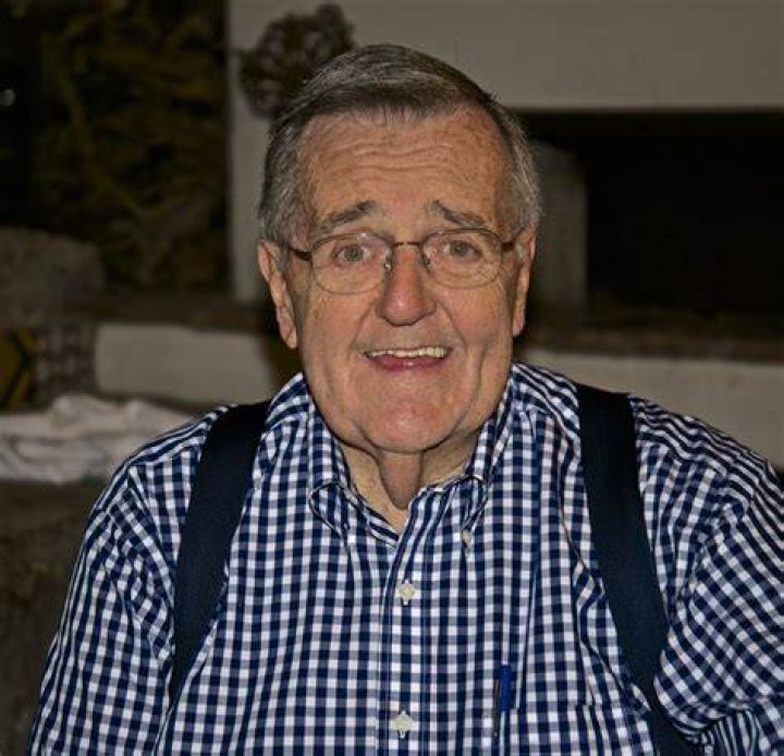 Mark Shields Biography, Age, Height, Wife, Net Worth, Family