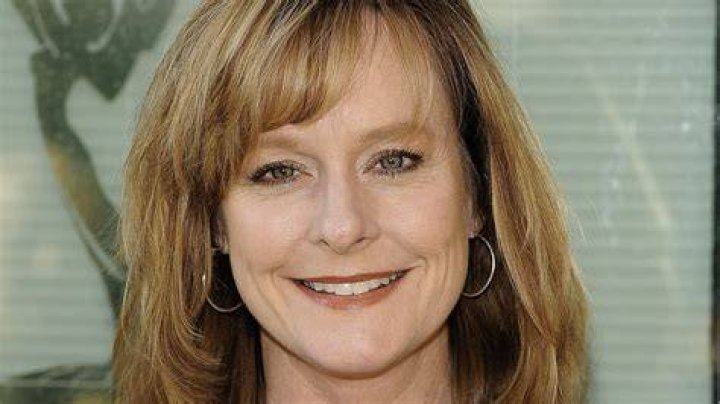 Mary Beth McDonough Biography, Age, Height, Husband, Net Worth, Family