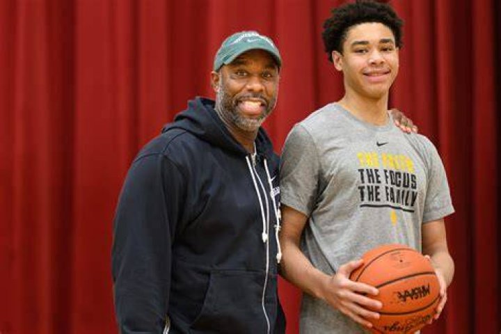 Mateen Cleaves Biography, Age, Height, Wife, Net Worth, Family