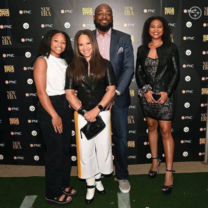 Mike Tomlin Biography, Age, Height, Wife, Net Worth, Family