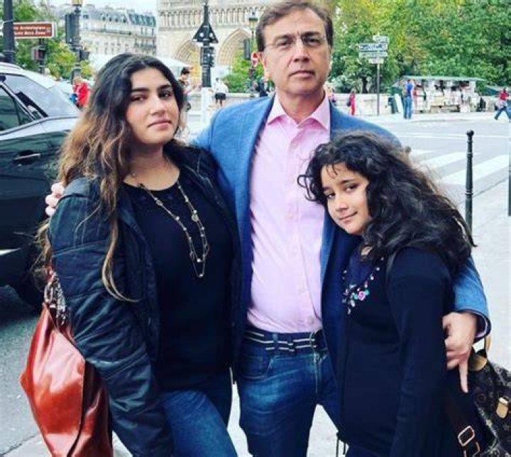 Moeed Pirzada Biography, Age, Height, Wife, Net Worth, Family