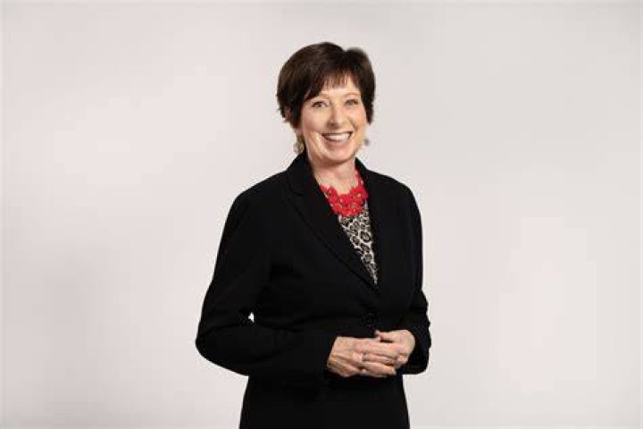 Muffet McGraw biografía, edad, altura, esposa, net worth, familia
