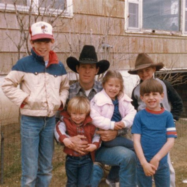 Ned LeDoux Biography, Age, Height, Wife, Net Worth, Family