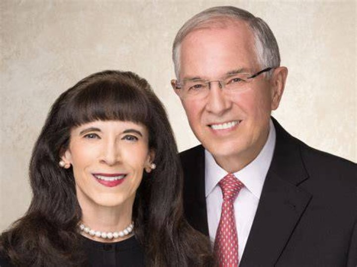 Neil L. Andersen biografía, edad, altura, esposo, net worth, familia