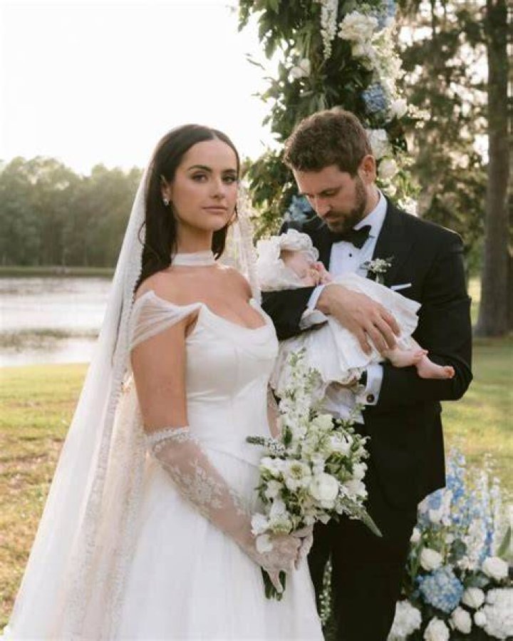 Nick Viall Biography, Age, Height, Wife, Net Worth, Family