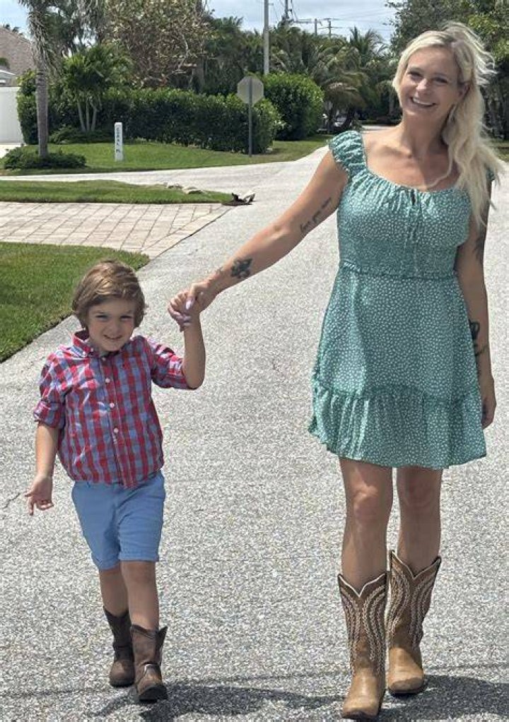 Nicole Bobek Biography, Age, Height, Husband, Net Worth, Family