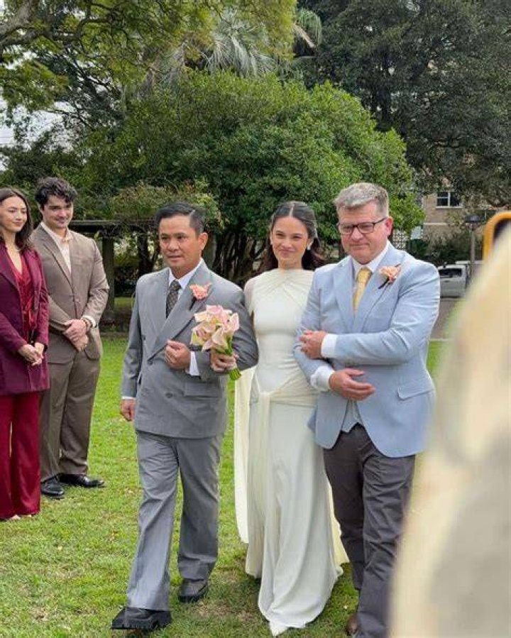 Ogie Alcasid Biography, Age, Height, Wife, Net Worth, Family