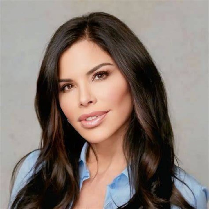 Oz Sanchez Biography, Age, Height, Wife, Net Worth, Family