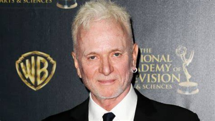 Paul Geary Biography, Age, Height, Wife, Net Worth, Family