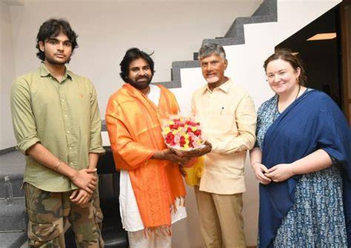 Pawan Kalyan Biography, Age, Height, Wife, Net Worth, Family