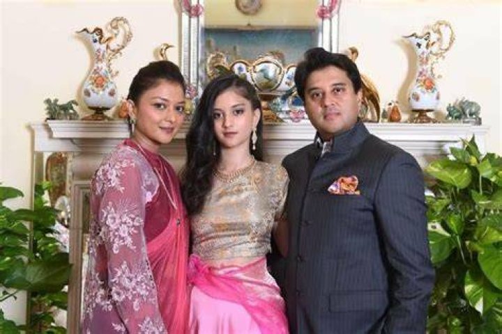 Priyadarshini Raje Scindia Biography, Age, Height, Husband, Net Worth, Family