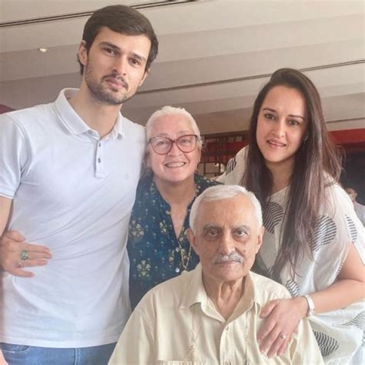 Ravinder Singh Biography, Age, Height, Wife, Net Worth, Family
