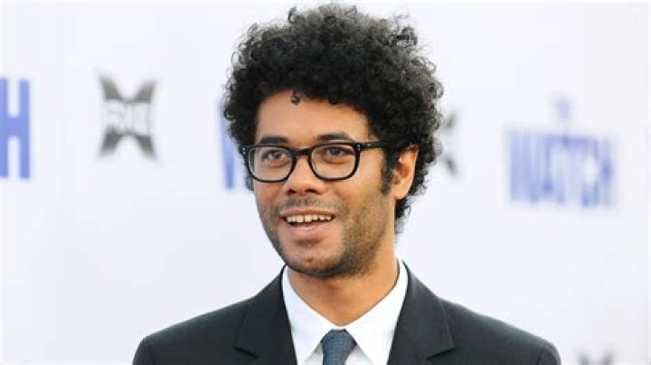Richard Ayoade Biography, Age, Height, Wife, Net Worth, Family