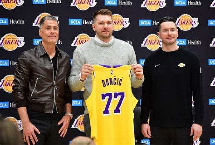 Rob Pelinka biografía, edad, altura, esposo, net worth, familia