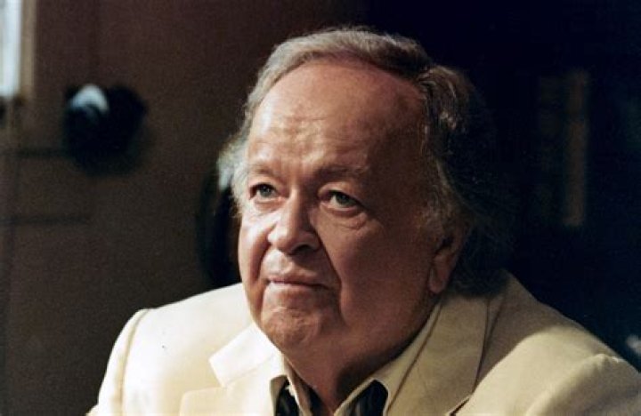 Robert Emhardt Biography, Age, Height, Wife, Net Worth, Family
