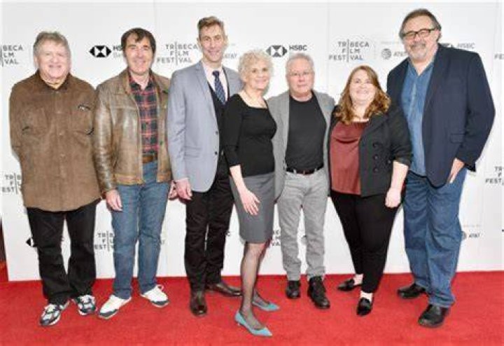 Robin Menken Biography, Age, Height, Husband, Net Worth, Family