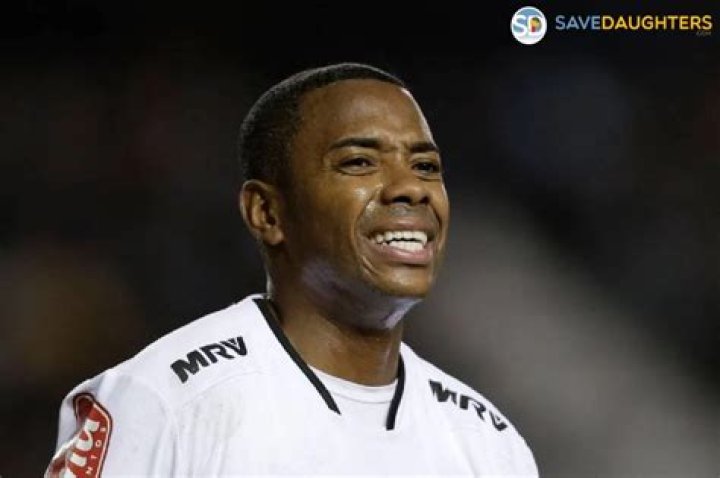 Robinho Biography, Age, Height, Wife, Net Worth, Family