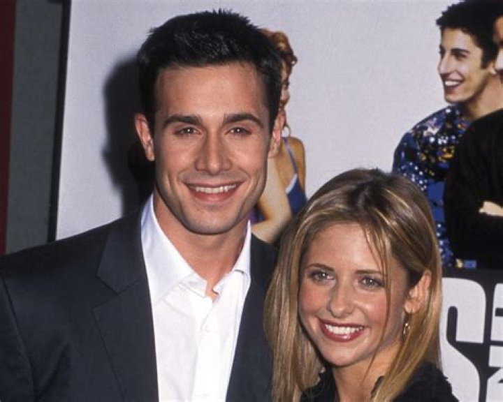 Sarah Michelle Gellar Biography, Age, Height, Husband, Net Worth, Family