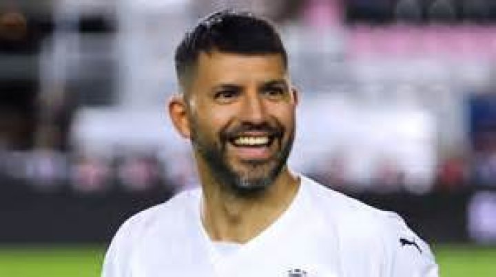 Sergio Agüero Biography, Age, Height, Wife, Net Worth, Family