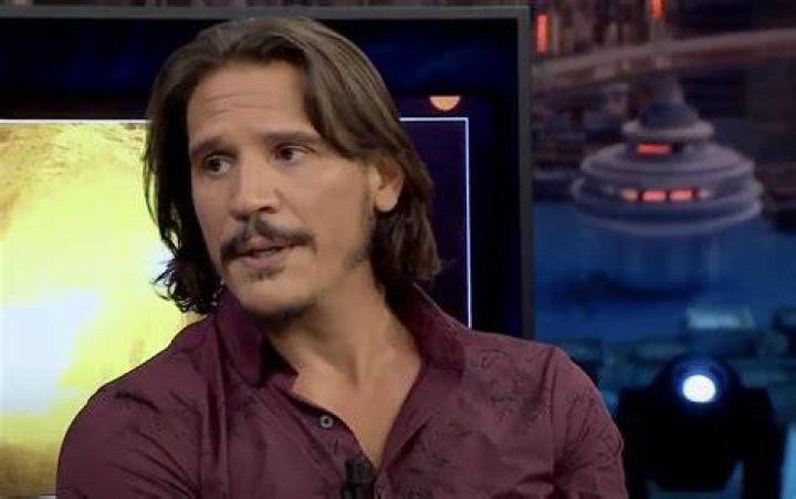 Sergio Peris-Mencheta Biography, Age, Height, Wife, Net Worth, Family