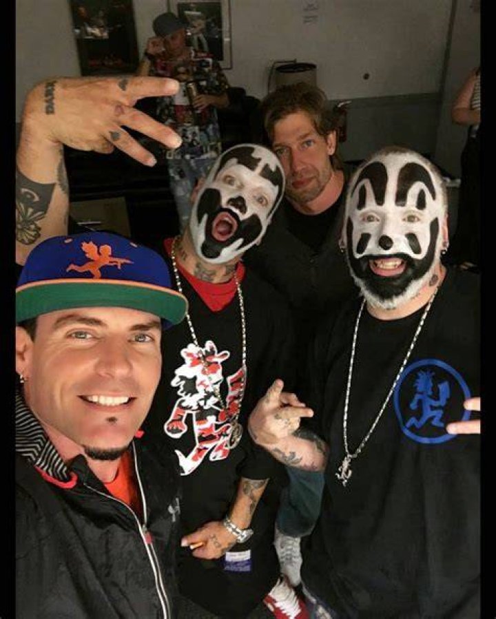 Shaggy 2 Dope Biography, Age, Height, Wife, Net Worth, Family
