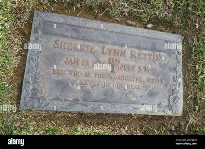 Sherril Lynn Rettino Biography, Age, Height, Husband, Net Worth, Family