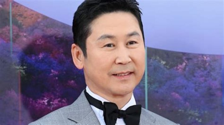 Shin Dong-yup Biography, Age, Height, Wife, Net Worth, Family